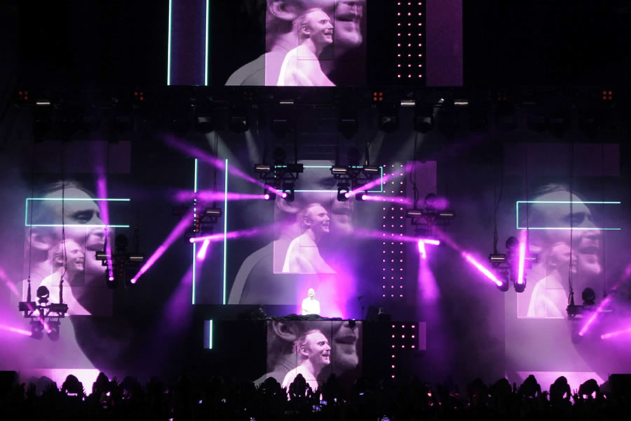 LPL was responsible for the lighting Listen tour DJ David Guetta in Brazil