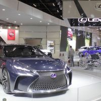 Lexus-04
